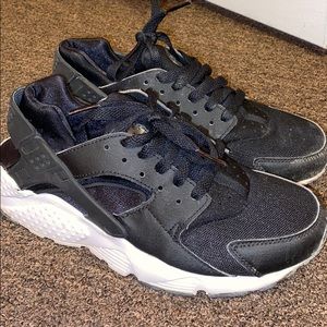 Nike Huarache Sneakers